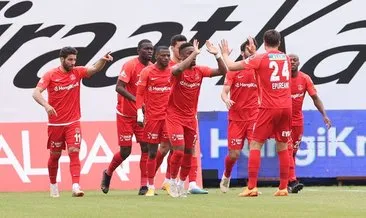 Ümraniyespor, Sivasspor’u Umut Nayir ile devirdi! Maçta 5 gol, 1 kırmızı kart vardı