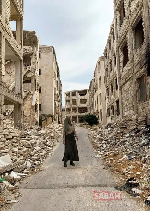 Gamze Özçelik Halep’te çekildiği fotoğraflarını paylaştı... Gamze Özçelik: Buralar zamanında zenginlerin yaşadığı bölgelermiş biliyor musunuz?