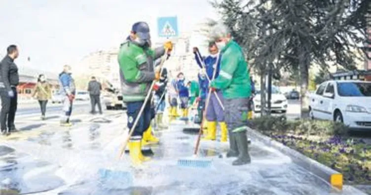 Sokağa çıkma yasağında yoğun mesai