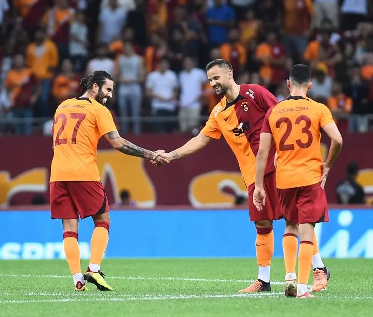 Son dakika Galatasaray haberleri: Mertens ve Torreira’dan sonra Galatasaray’dan bir bomba daha! Dünya yıldızı için yapılan teklifi ortaya çıktı…