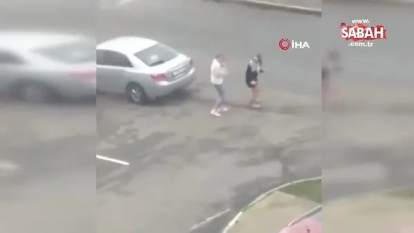 Maysak tayfunu Rusya'yı vurdu! Binadan kopan plakalar yolda yürüyen kadına isabet etti | Video