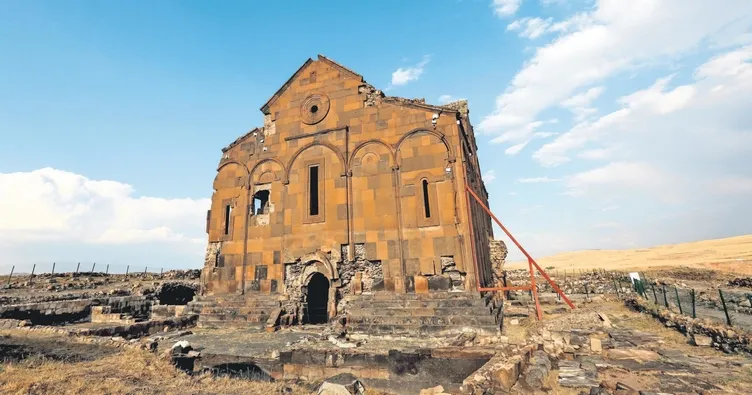Ani’de Rus arkeoloğun izinde