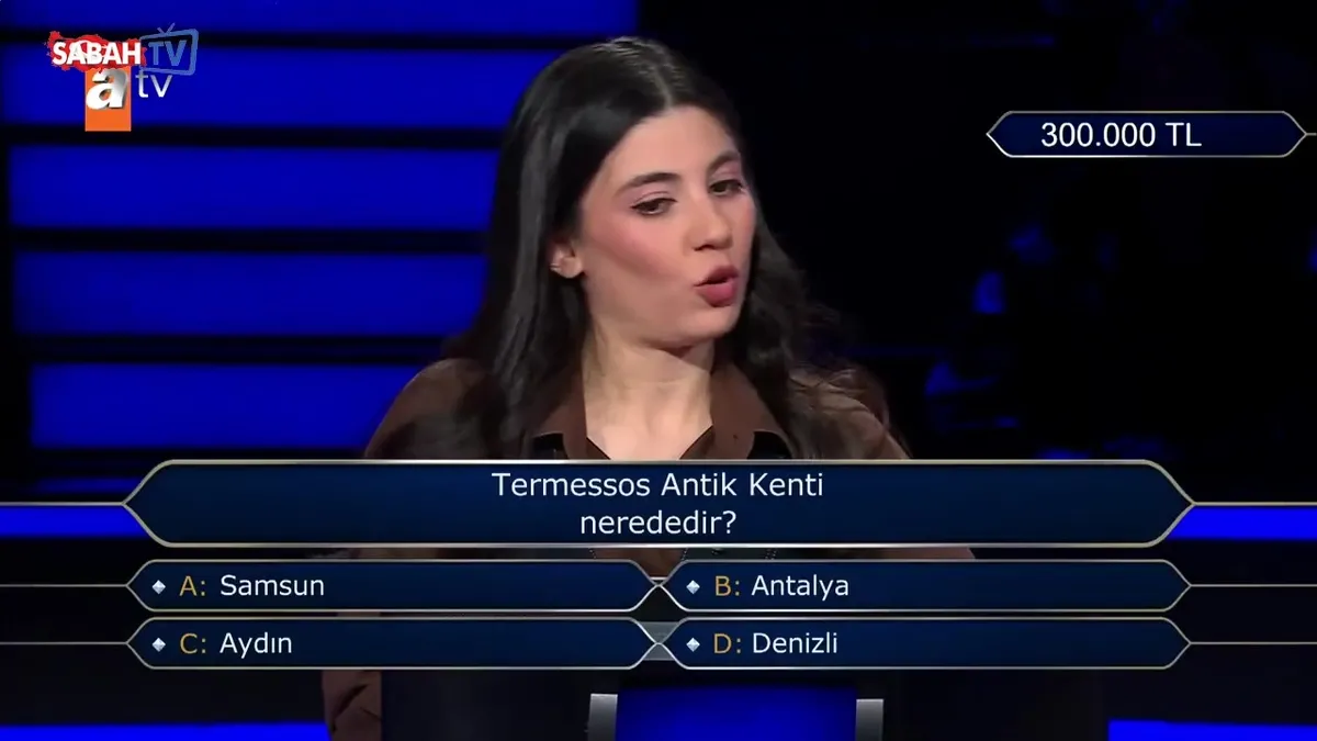 Kim Milyoner Olmak İster’de 500 bin TL’lik o soruyu açtırabildi mi? Yarışmacı öyle bir karar verdi ki… videosunu izle Kim Milyoner Olmak İster’de 500 bin TL’lik o soruyu açtırabildi mi? Yarışmacı öyle bir karar verdi ki… videosunu izle