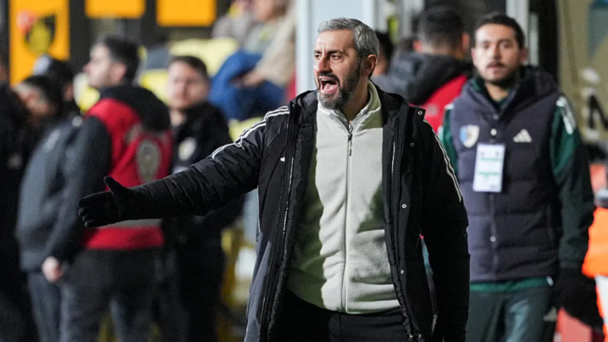 Erzurumspor FK’da Serkan Özbalta’dan şampiyonluk sözleri! Erzurumspor FK’da Serkan Özbalta’dan şampiyonluk sözleri!