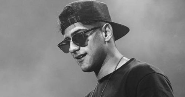 Lastiği patladı konsere zor yetişti