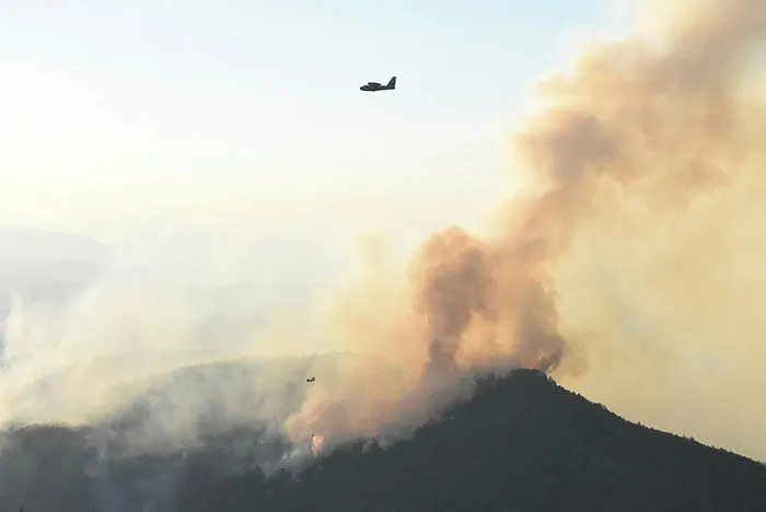son-dakika-muglada-buyuk-orman-yangini-gunun-agarmasiyla-hava-mudahalesi-basladi-1663132642605.jpg