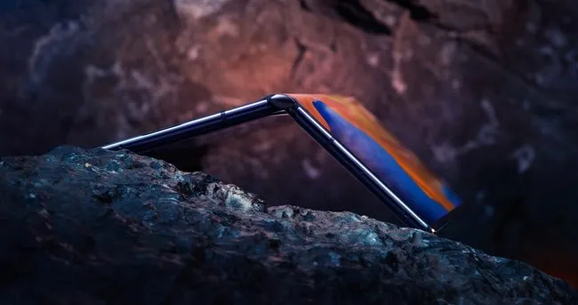 katlanabilir telefon huawei mate xs in