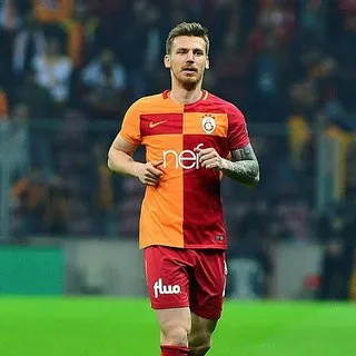 Serdar Aziz'in menajeri açıkladı! Galatasaray bize kulüp bulun dedi