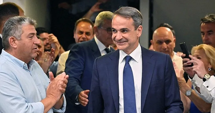 Yunanistan’da seçimin galibi Miçotakis’in partisi oldu