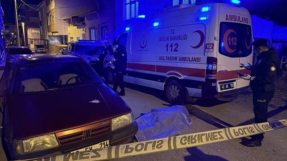 Kütahya’da sır olay: Cansız bedeni sokak ortasında bulundu! Kütahya’da sır olay: Cansız bedeni sokak ortasında bulundu!