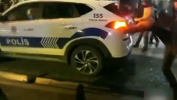 Son Dakika: Polis araçlarına böyle saldırdılar! İstanbul’da Boğaziçi Üniversitesi provokasyonunda 104 yeni gözaltı kararı!