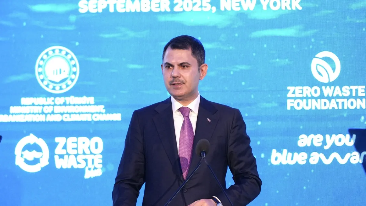 Bakan Kurum, New York’ta COP31 ve Sıfır Atık Günü etkinliklerine katılacak Bakan Kurum, New York’ta COP31 ve Sıfır Atık Günü etkinliklerine katılacak