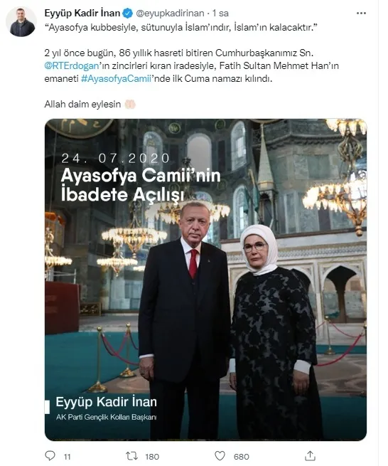 ayasofya-ibadete-acilisinin-2-yil-donumunde-sosyal-medya-tt-oldu-1658670592486.jpg