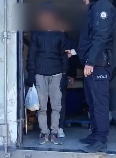 sivasta-10-duzensiz-gocmen-yakalandi-1782894219924.jpg