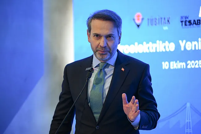 bakan-bayraktar-nukleer-enerjide-yeni-bir-doneme-giriyoruz-1760113334266.jpeg