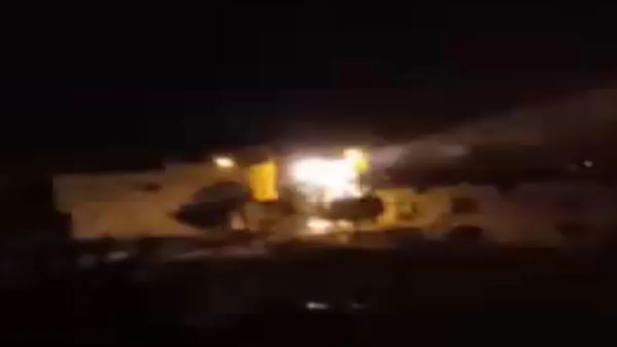 Diyarbakır’da korkutan anlar: Trafoda peş peşe patlamalar kamerada! Diyarbakır’da korkutan anlar: Trafoda peş peşe patlamalar kamerada!