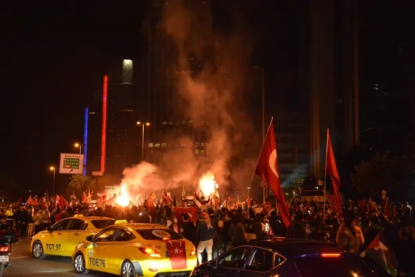 5-bin-kisi-israil-terorunu-protesto-etti-1620767392671.jpg 5 bin kişi İsrail terörünü protesto etti