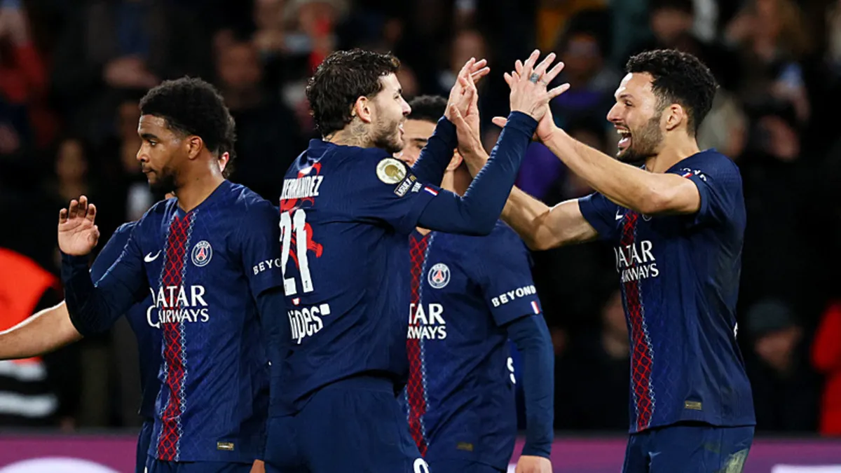 Paris Saint Germain, Metz’i 3 golle geçti! Paris Saint Germain, Metz’i 3 golle geçti!