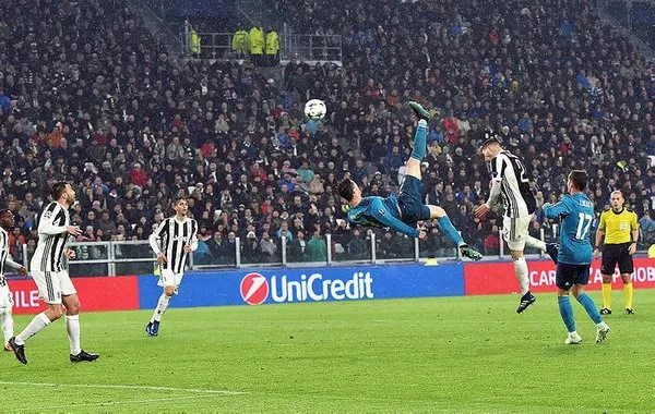 Ronaldo attı, sosyal medya çıldırdı