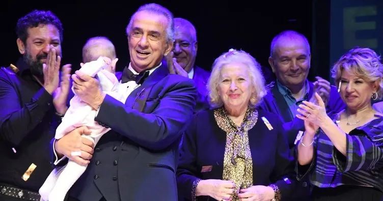 Erhan Yazıcıoğlu 50’nci sanat yılını kutladı