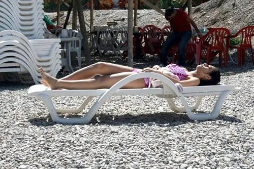 Tunceli'de insanlar plajlara akın ediyor