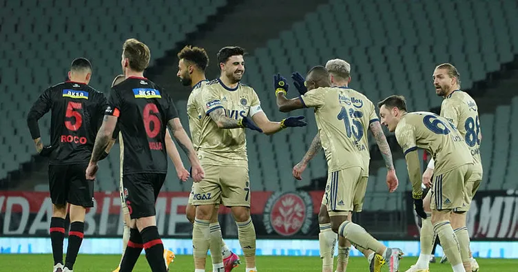 Son dakika: Fenerbahçe yeniden lider!