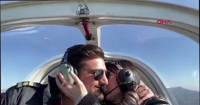 Bursa’daki uçak kazasında ölmüştü! O pilotun kız arkadaşına uçakta evlenme teklifi ettiği görüntüler ortaya çıktı | Video