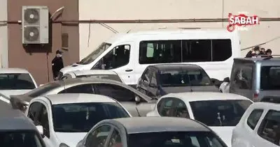Zanlıyı taşıyan polis minibüsünün üstüne böyle atladı Fatsa Adliyesi’nde hareketli dakikalar | Video