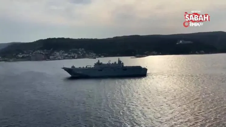 TCG Anadolu, Şehitler Abidesi'ni böyle selamladı | Video