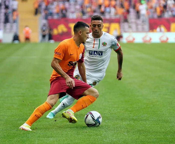 son-dakika-volkan-demirelden-galatasaray-taraftarini-cildirtan-yorum-yildiz-isim-icin-olay-sozler-1632134763887.jpg