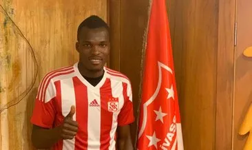 Sivasspor, Ganalı orta saha Isaac Cofie ile anlaştı