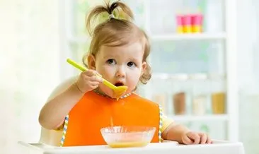 Bebeklerde ek gıdaya geçiş: Ek gıda ile beslenmeye ne zaman başlanır? Ek gıda listesi