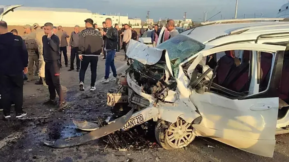 Diyarbakır'da korkunç kaza! 3 kişi öldü, 4 kişi yaralandı
