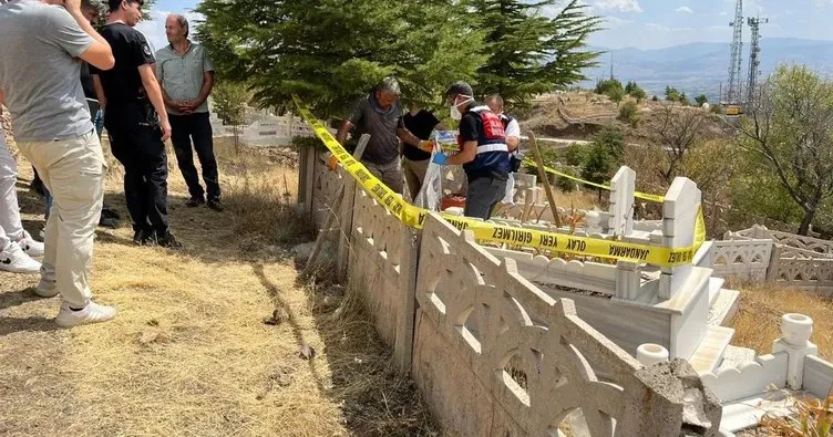 Mezarlıkta bebek cesedi bulundu
