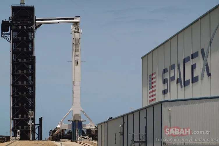 SpaceX’in insanlı ilk uçuşu saat kaçta? SpaceX canlı yayını nasıl izlenir?