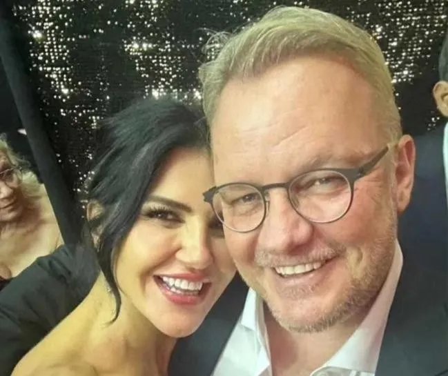 Cemiyet hayatında beklenmeyen kopuş! Evlilik beklerken ayrılık geldi: Bakın aşk masalı nasıl bitmiş...