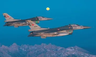 Süper Ay, F-16 uçakları ile daha güzel göründü