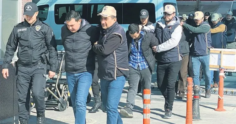 FETÖ’ye ağır darbe