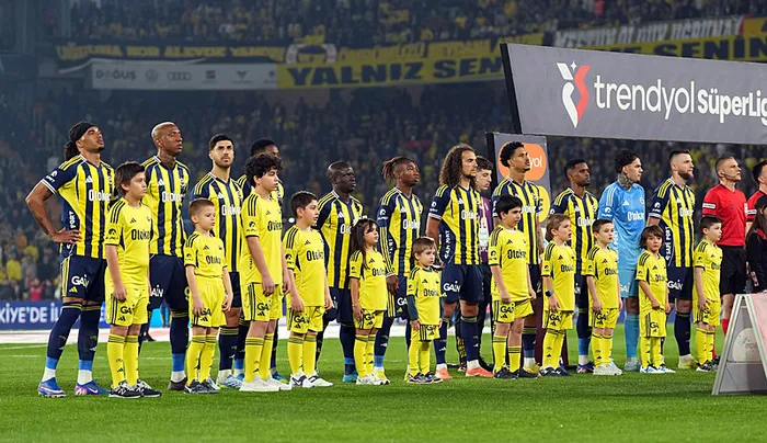 canli-super-ligde-fenerbahce-rizespor-maci-ne-zaman-saat-kacta-hangi-kanalda-1776437186345.jpeg