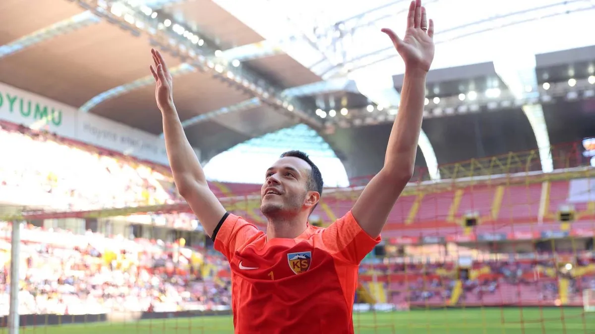 Kaleci Onurcan Piri, Kayserispor'dan ayrıldı!