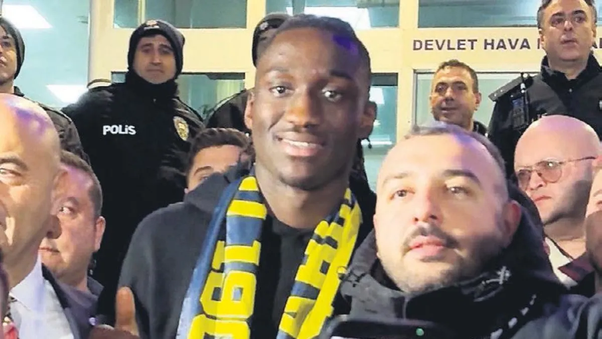 Bir taşla iki kuş: Sidiki Cherif