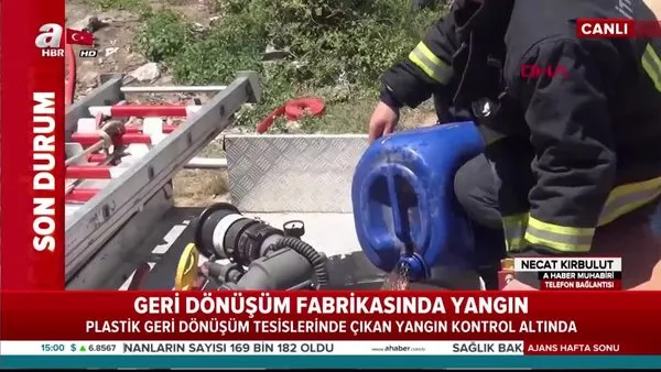 Bursa'da yangın çıkan geri dönüşüm tesisi kullanılamaz hale geldi | Video