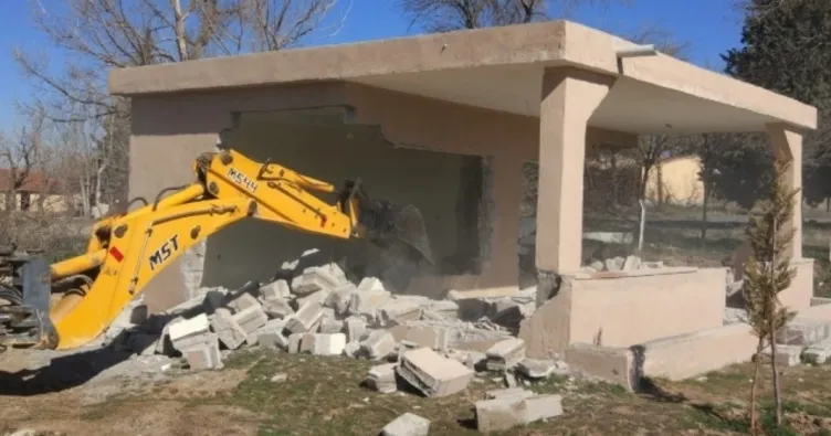 Kapadokya’da 157 kaçak yapı yıkıldı