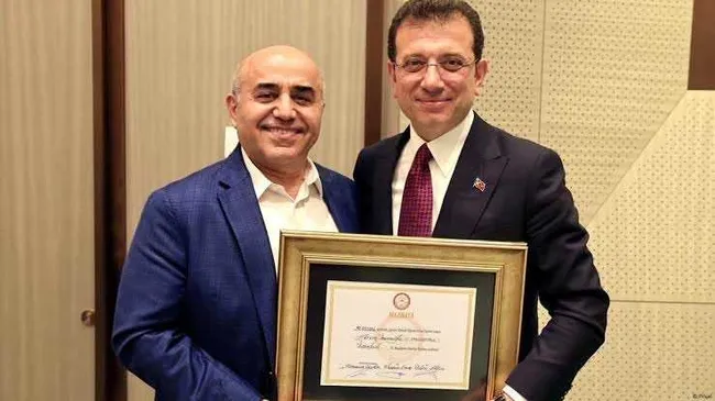 son-dakika-ekrem-imamoglunun-casusluk-davasinda-carpici-detaylar-huseyin-gunun-hesabinda-yuklu-para-transferi-1783339205742.jpg SON DAKİKA… Ekrem İmamoğlu’nun casusluk davasında çarpıcı detaylar! Hüseyin Gün’ün hesabında yüklü para transferi tespit edildi