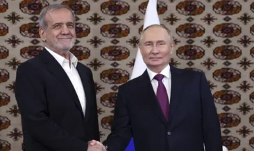 Putin ile Pezeşkiyan telefonda görüştü: Rusya diplomatik süreçte rol almaya hazır