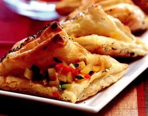 Kırmızı Biberli ve Patatesli Börek