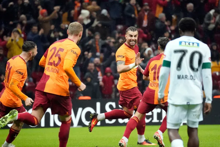 Son dakika Galatasaray haberi: Ve Aslan sol bekine kavuşuyor! Müjdeli haber geldi...