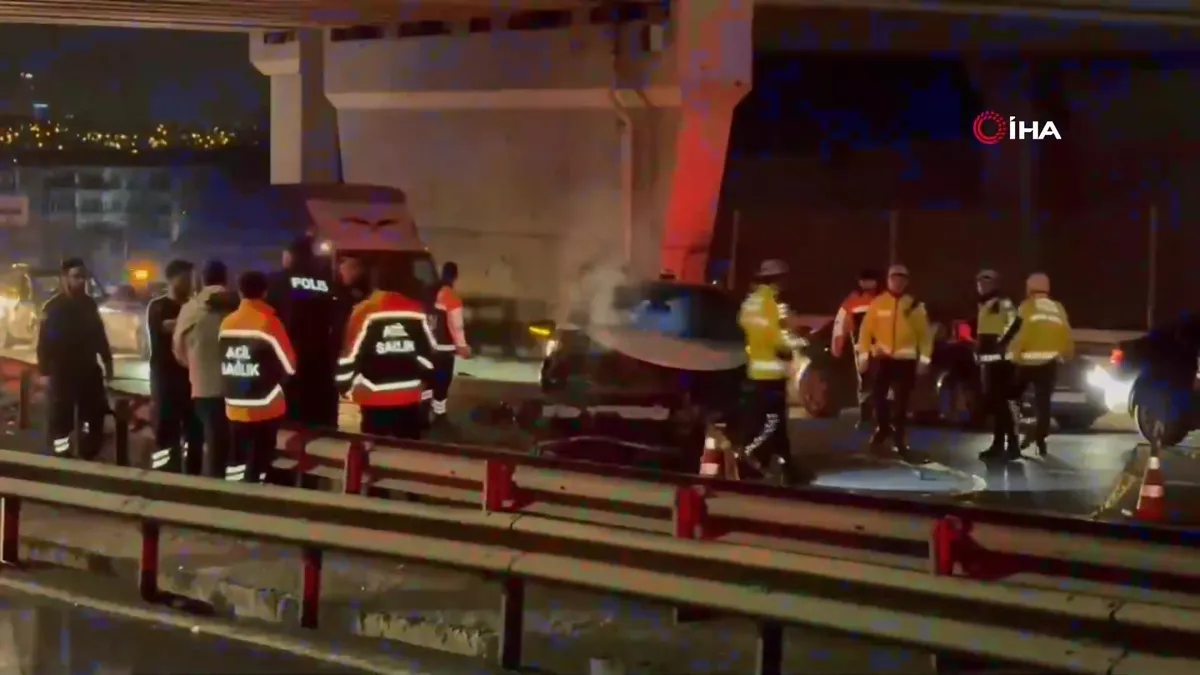 Küçükçekmece’de motosiklet kazası: 2 ölü | Video videosunu izle Küçükçekmece’de motosiklet kazası: 2 ölü | Video videosunu izle