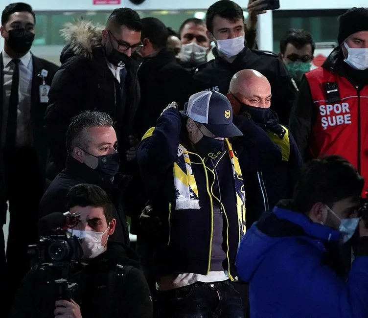 Son dakika: Fenerbahçe’nin yeni transferi Mesut Özil, Cristiano Ronaldo’yu geride bıraktı! Dünya Fenerbahçe’yi konuşuyor...