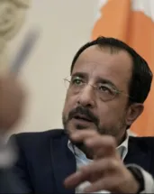 Skandal marş yine sahnede